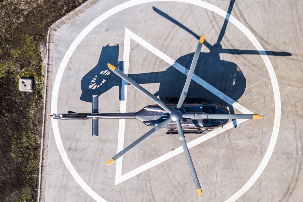 H145 Prototyp mit Fünfblattrotor