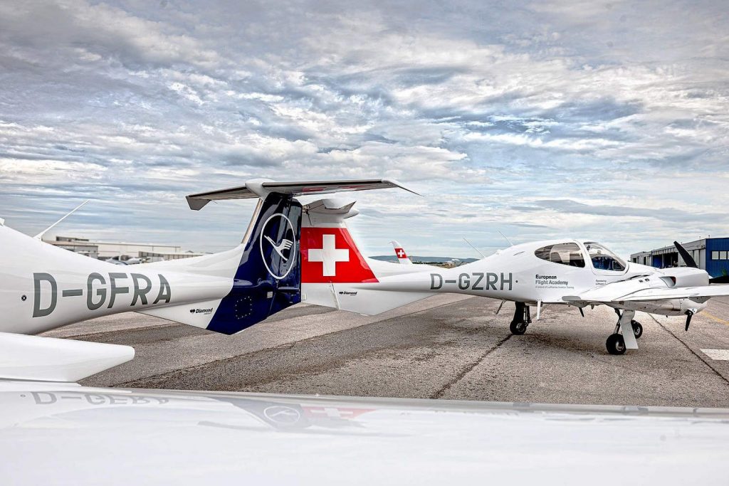 Lufthansa Aviation Training flottet neue Diamond DA42 ein