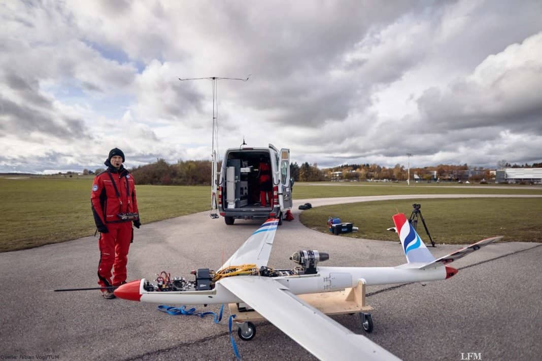 Vom Demonstrator zum Passagierflugzeug: Die Flügel sollen aber nicht nur am Flugdemonstrator abheben. In einem weiteren Schritt sollen die Ergebnisse des Projekts auf die Konfiguration von Transport- und Passagierflugzeuge übertragen werden.