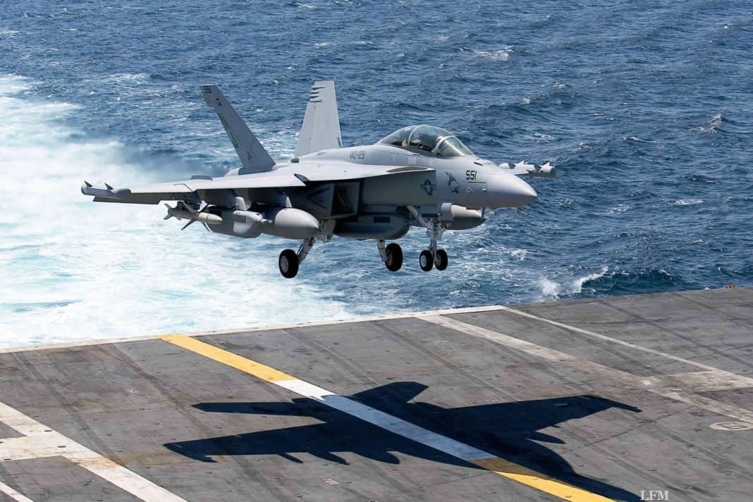 F-18 Super Hornet als EA-18G Growler im Drohneneinsatz