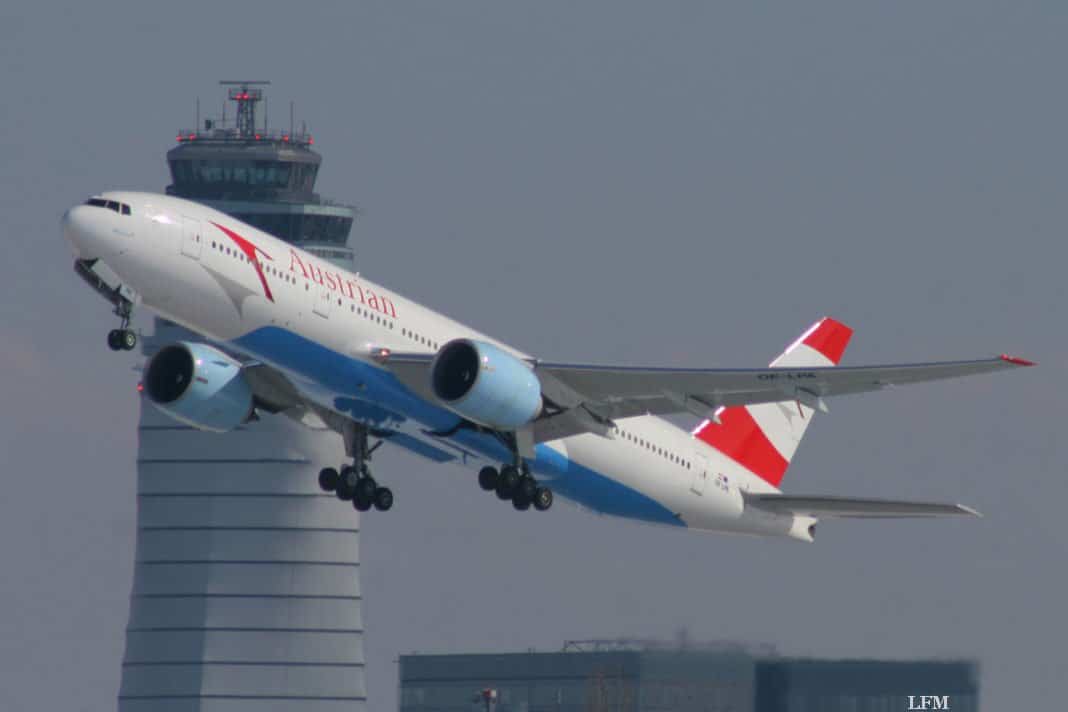 Austrian Airlines B777-mit Tower