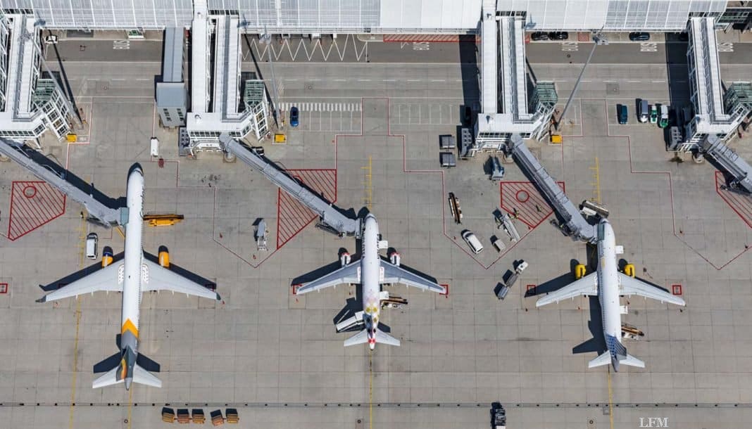 Flughafen München, Vorfeld am Terminal 1, Luftaufnahme