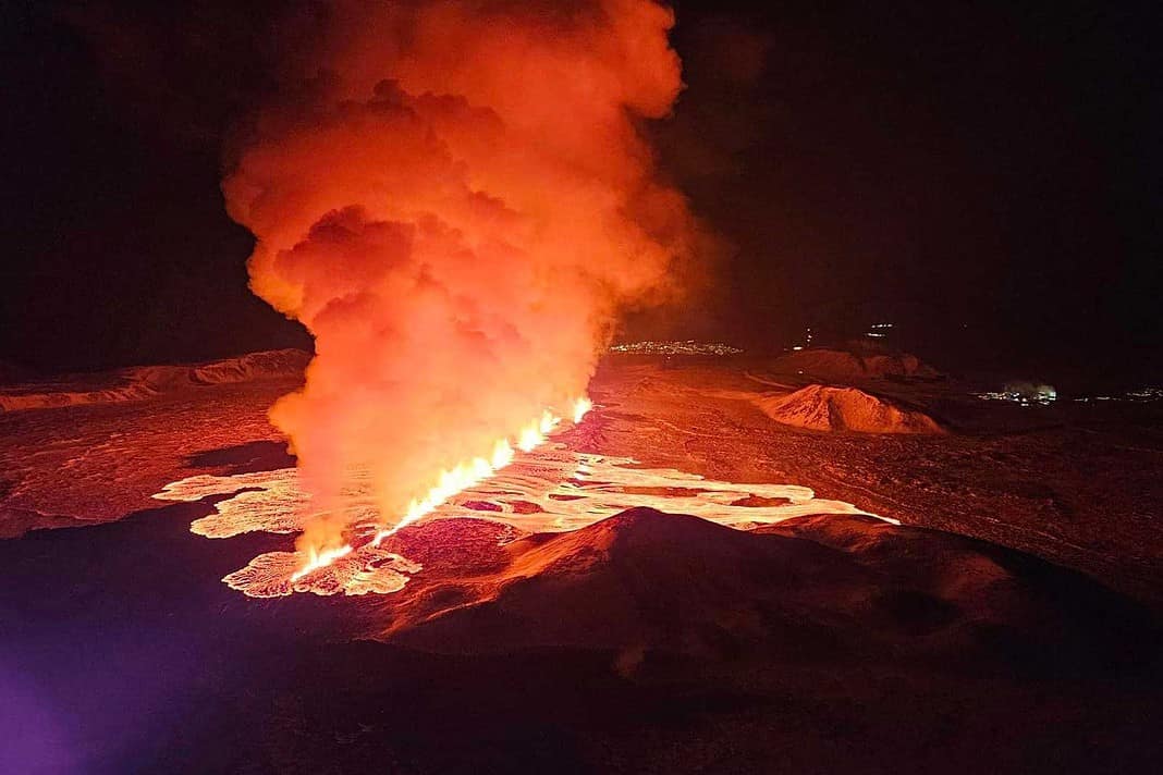 Vulkanausbruch auf Island: Beeindruckende Aussicht aus dem Flugzeug