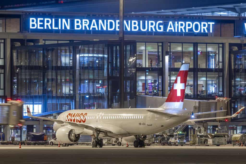 SWISS's first flight with the A220 from BER to Geneva